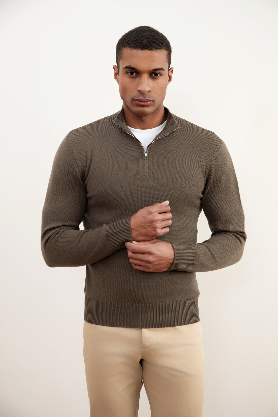 Maglione a mezza zip in lana merino color taupe