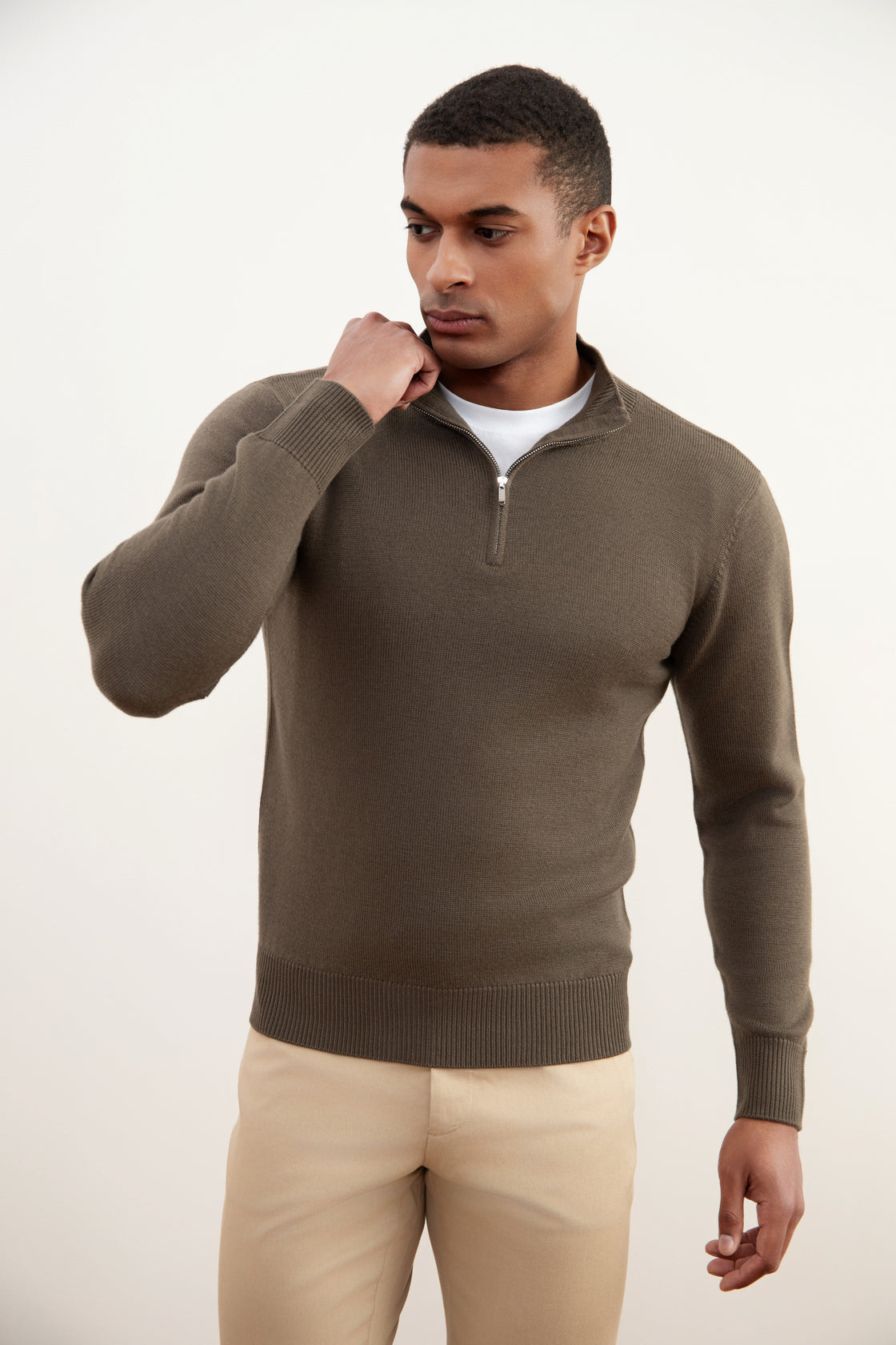 Maglione a mezza zip in lana merino color taupe