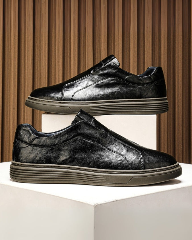 Sneaker senza lacci in pelle bovina nera