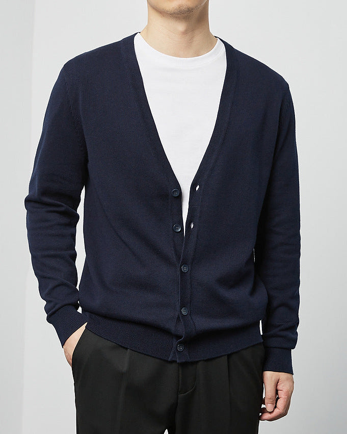 Il cardigan Mimaike Essential con scollo a V in maglia