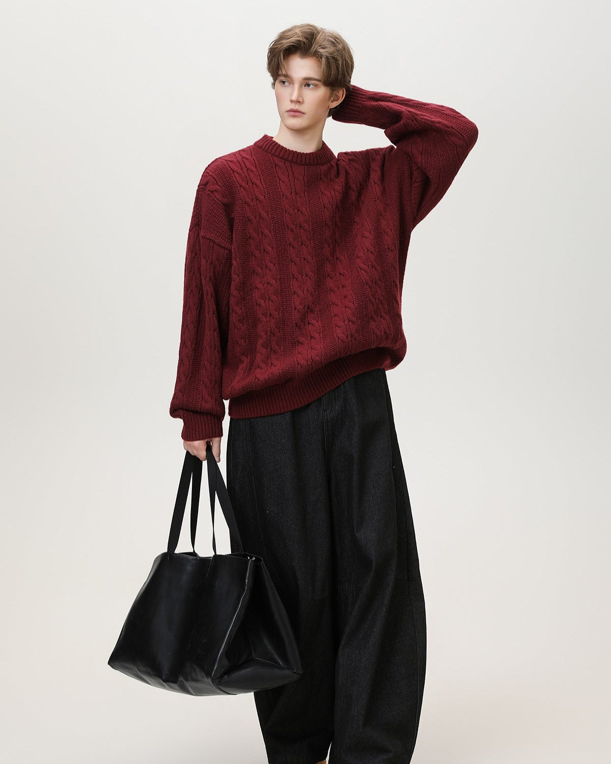 Maglione a maglia a cavi