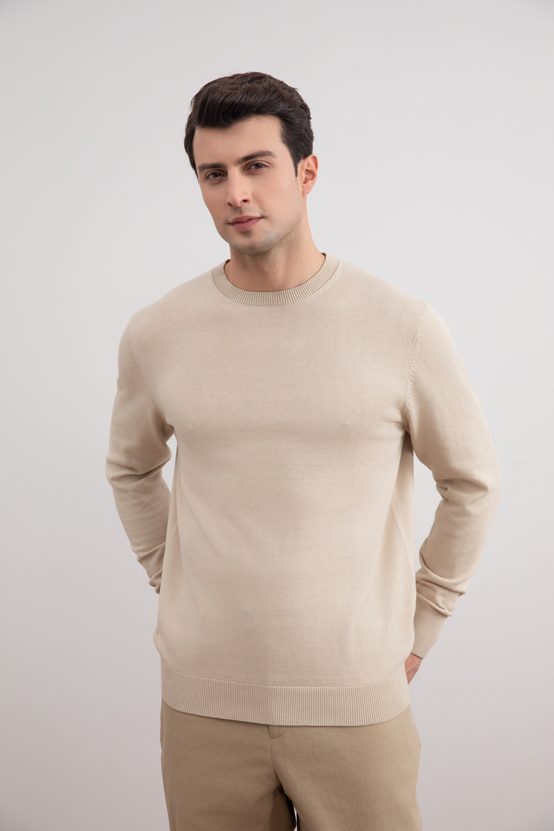 Genser med rund hals i beige