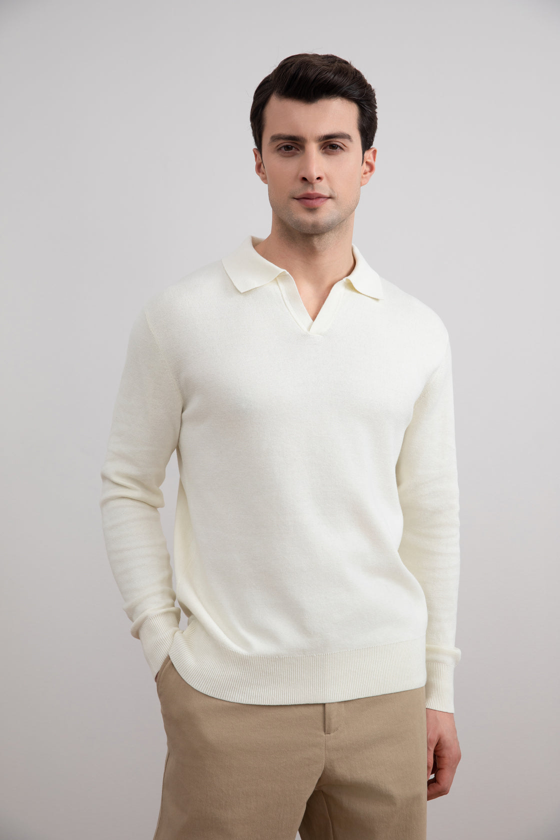 Off-White åpen polo med lange ermer