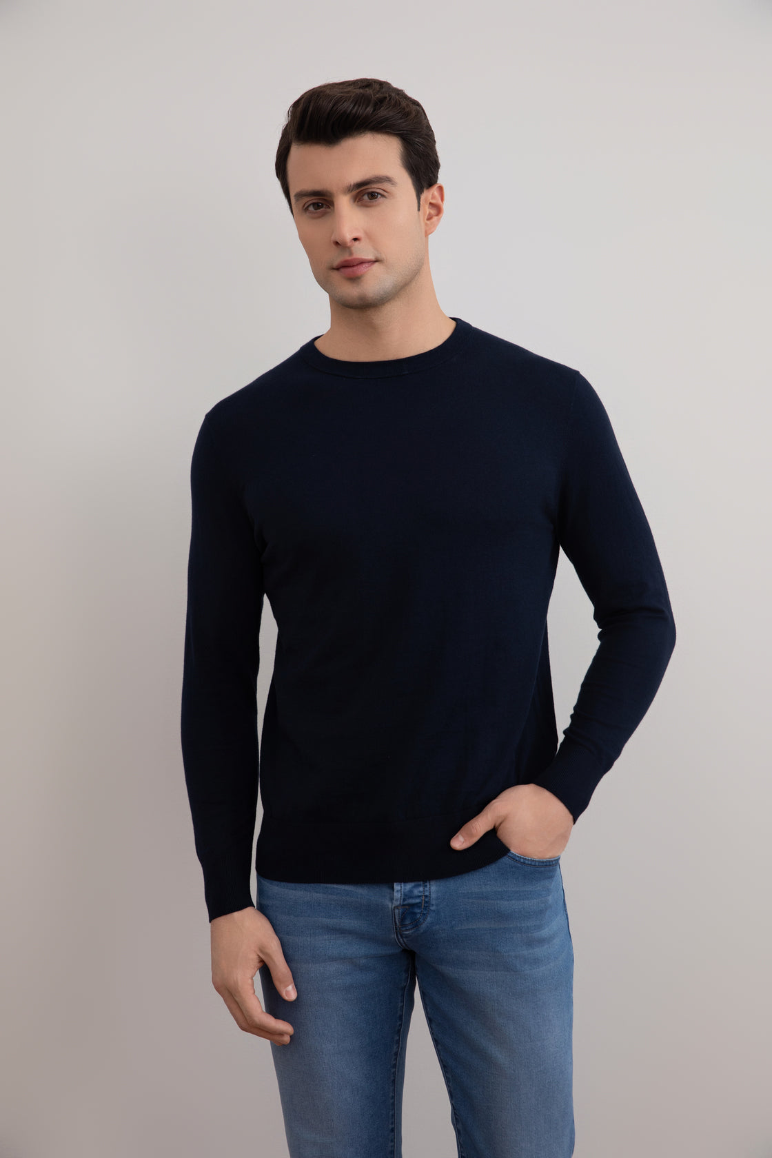 Navy Lightweight Crewneck-genser med rund hals