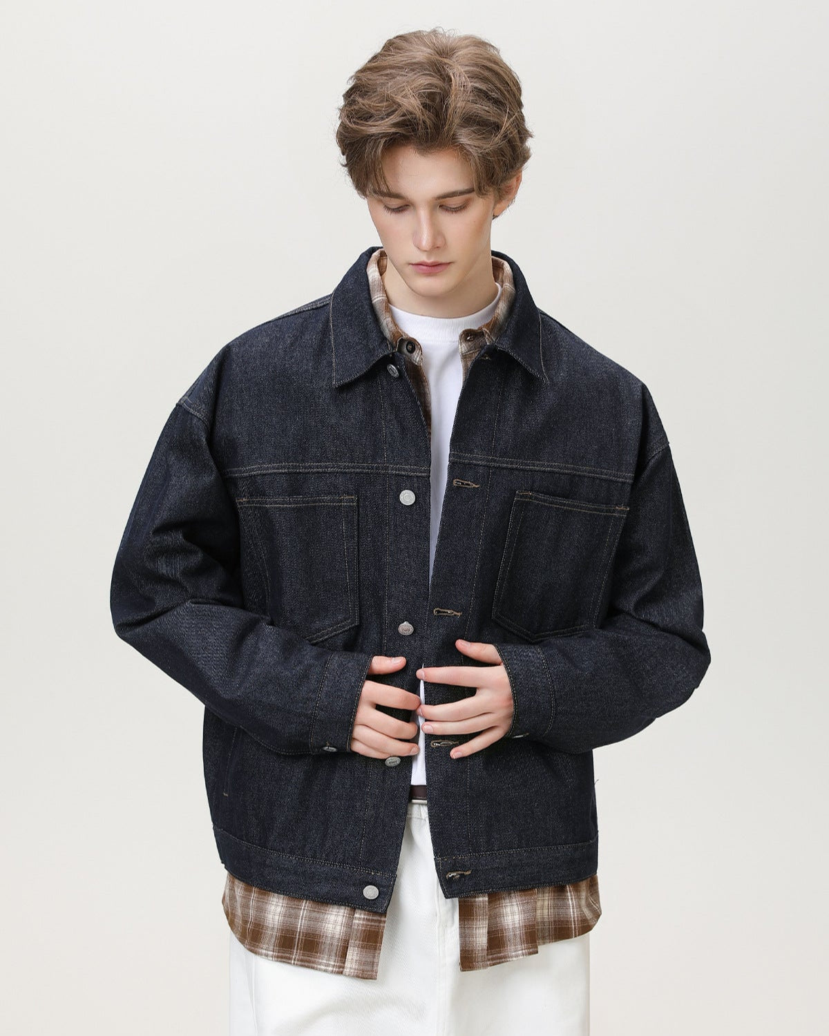 Klassisk farget overskjortejakke i denim