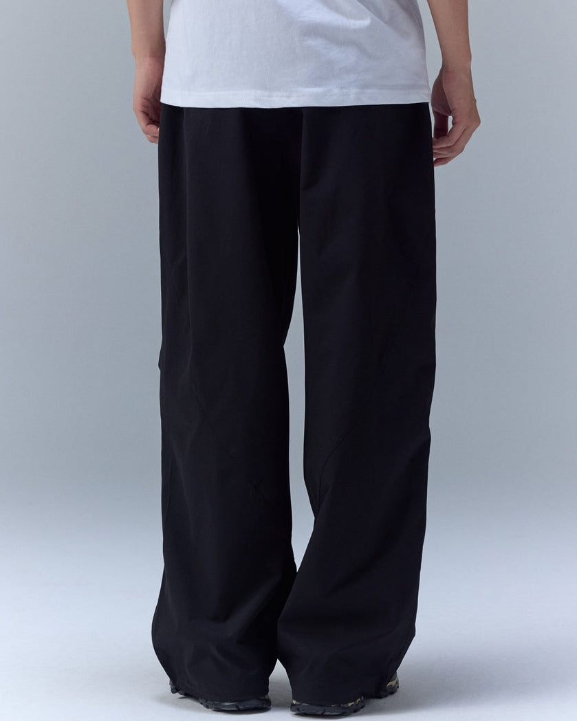 The Trailborne Wide-Leg Paratrooper Pants