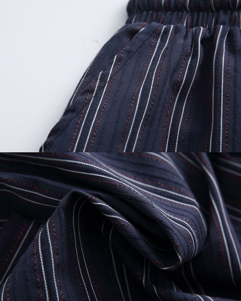 Relaxte krijtstreep shorts