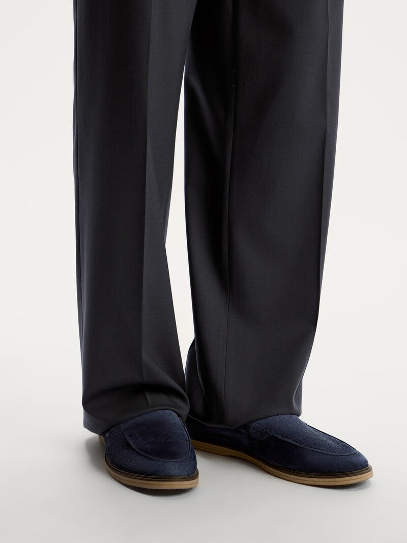 Marineblauwe suède loafers