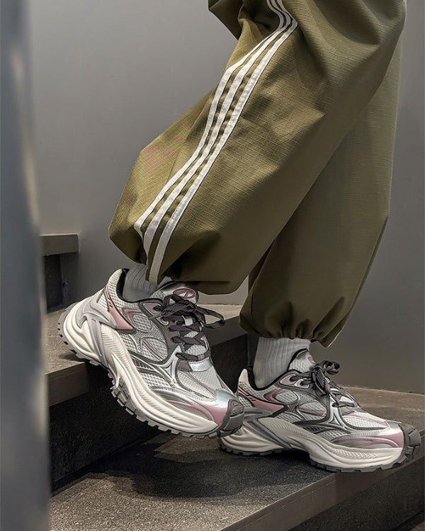 Apex Motion Sneakers