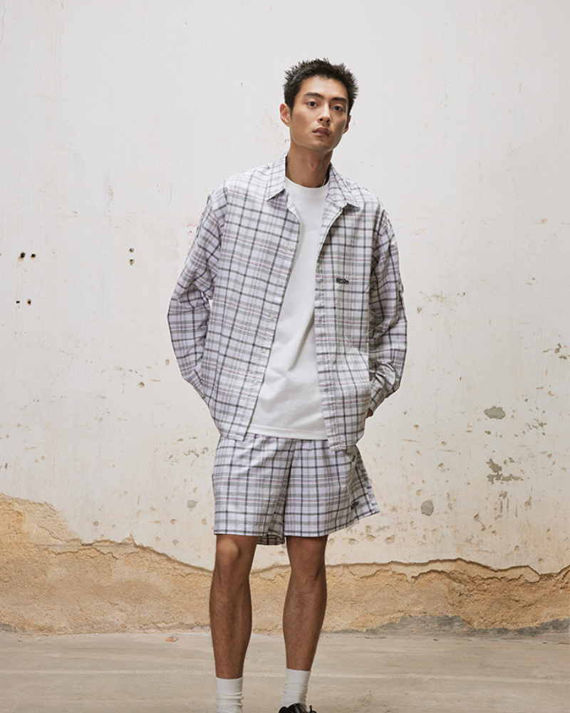 Set van oversized geruite overhemden en shorts