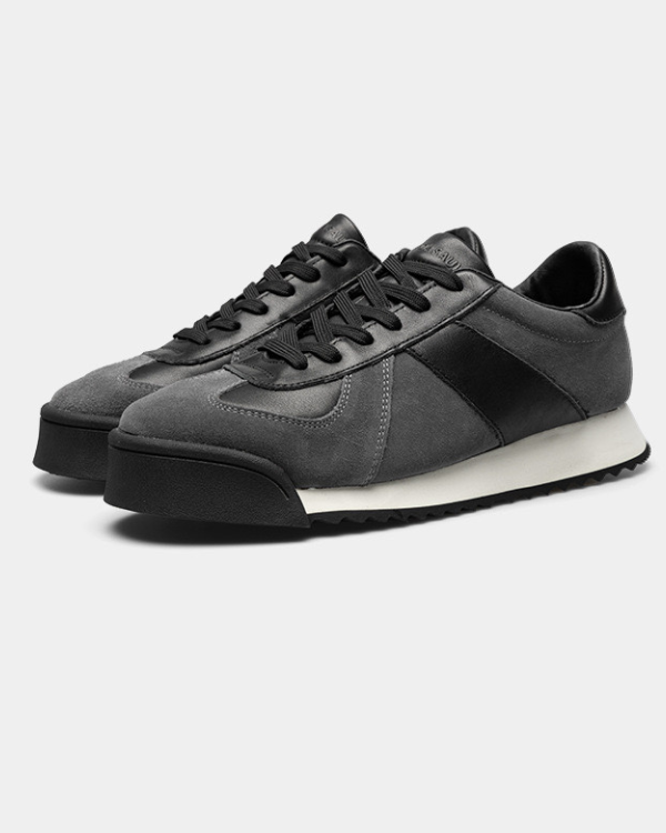 Tokio Shadow Runner Sneakers