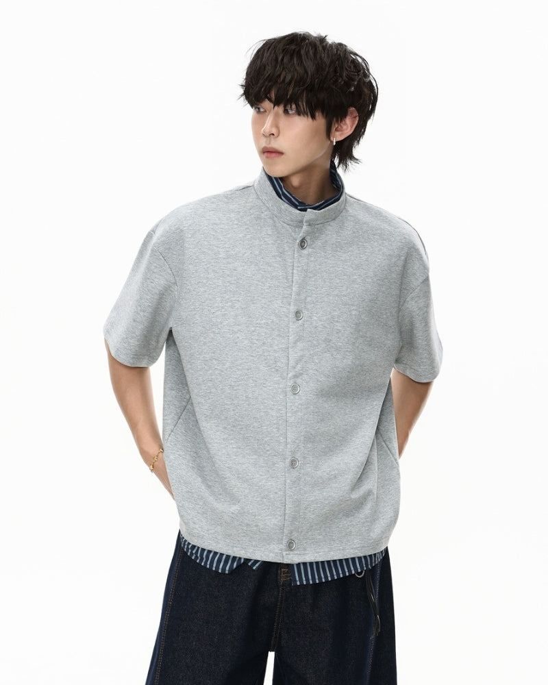 Camisa com botões em camadas e listrada