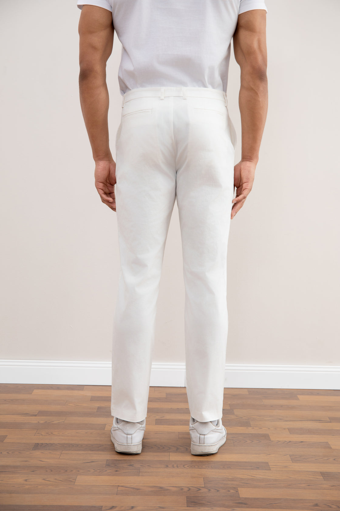 Chino branca de ajuste reto