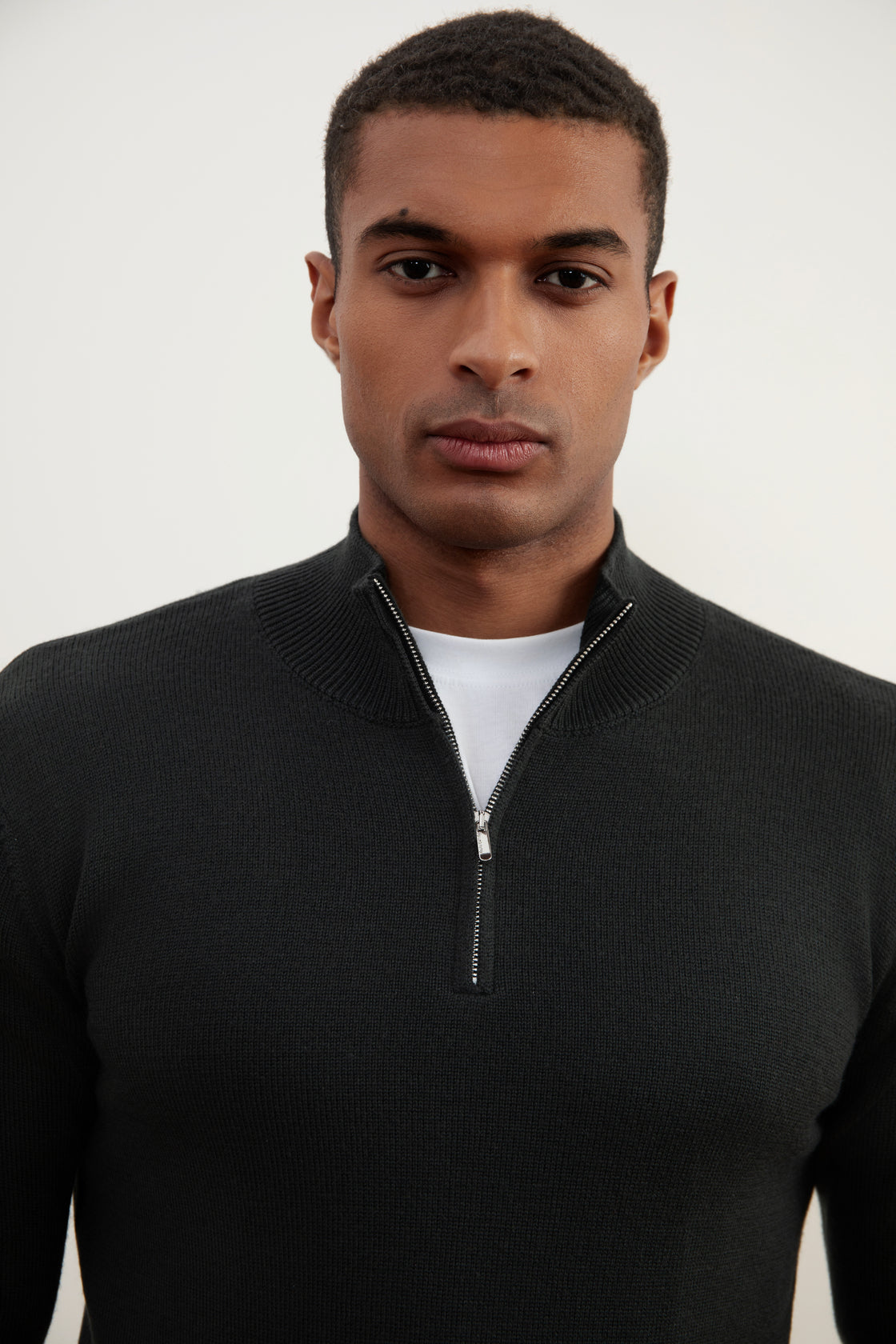 Suéter de lã merino cinza escuro com Half-Zip