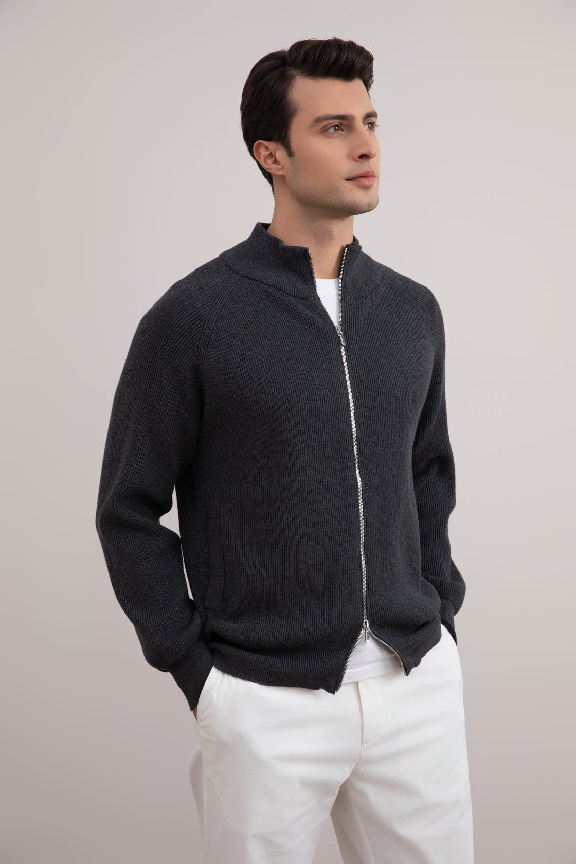 Cardigã com zíper completo em malha inglesa cinza escuro