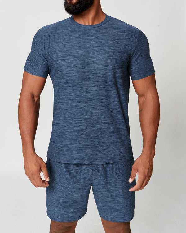 Camiseta sem costura de desempenho