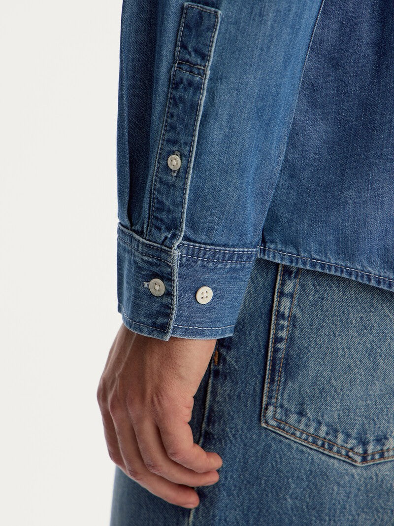 Camisa de ganga clara azul