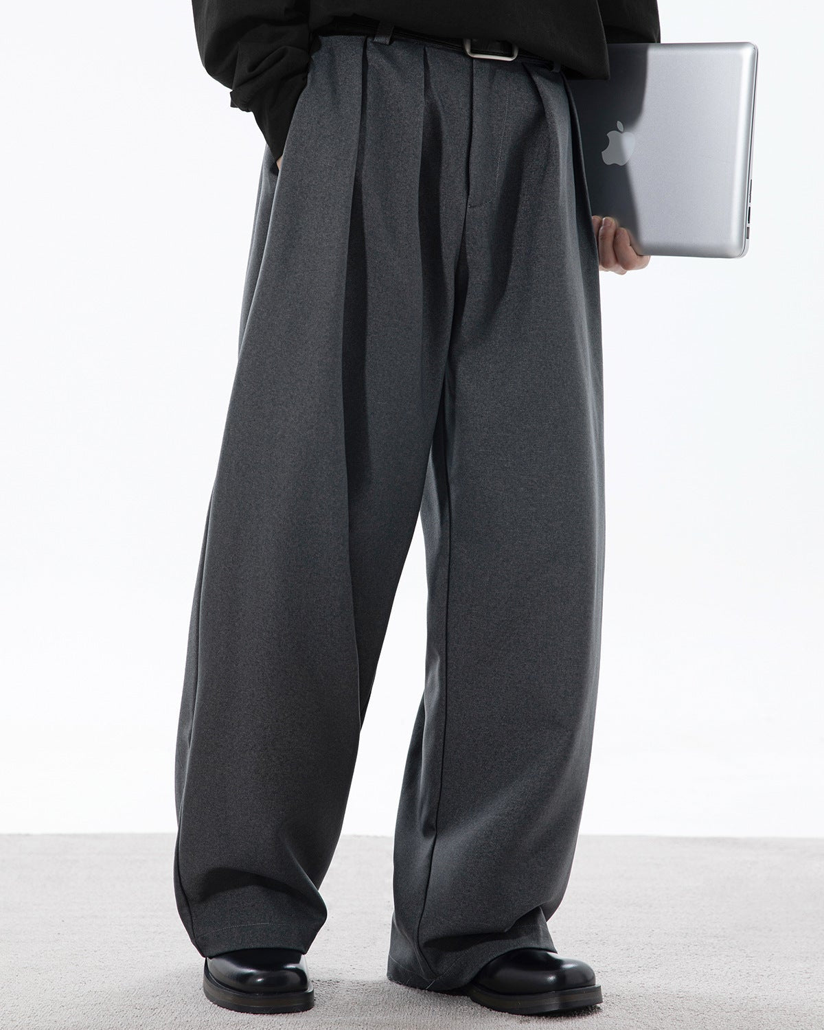 The Draped Ease Pleat Byxor