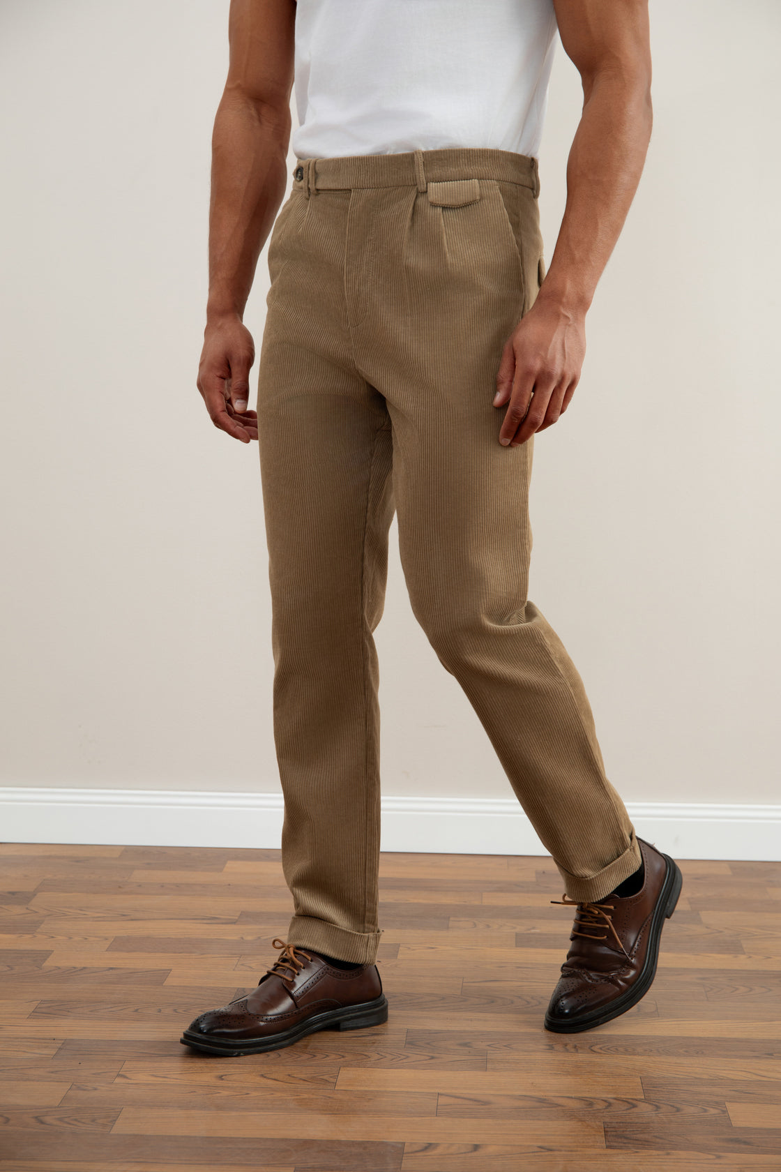 Tan Straight-Fit Corduroy Byxor