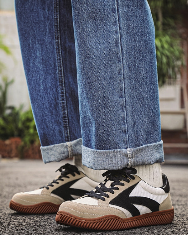 Retro Court 麂皮箭頭低筒球鞋