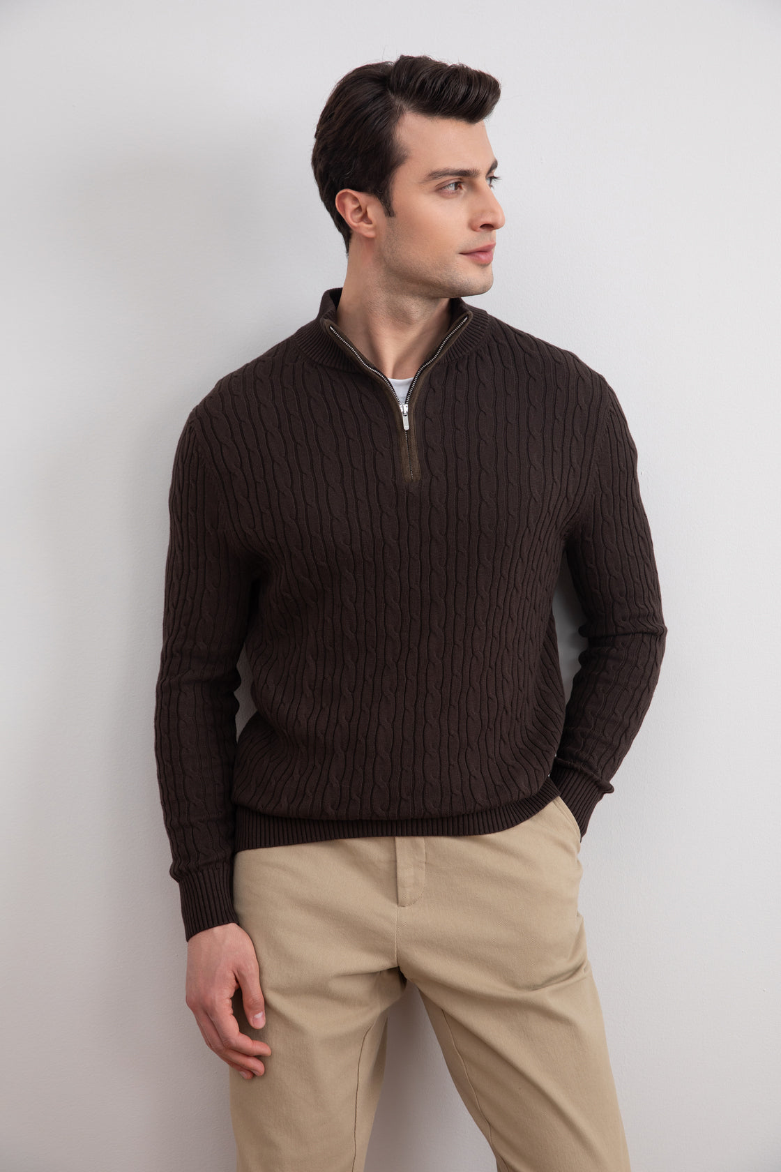 كنزة half-zip محبوكة بكابل بني داكن