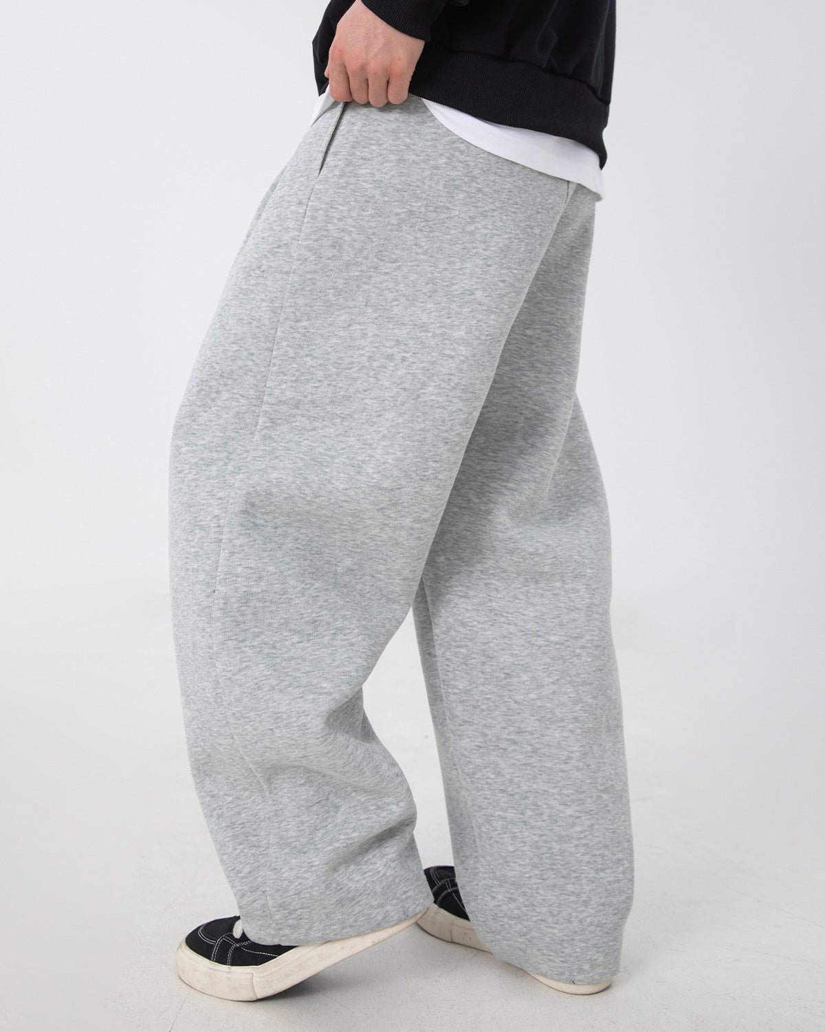 The 3D Pleated Sweatpants