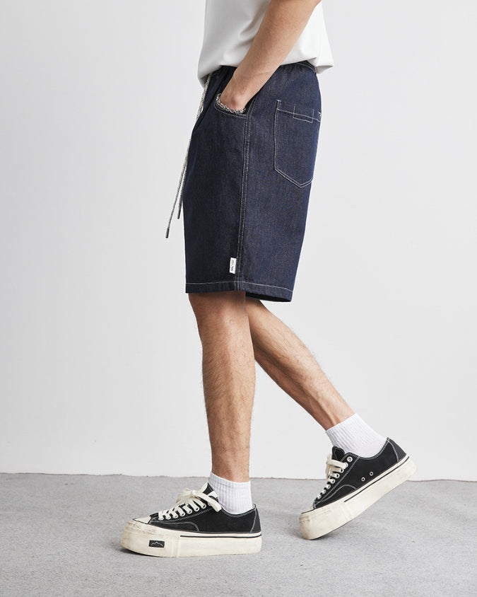 Dunkle Indigo-Waschung Denim Short mit Kordelzug