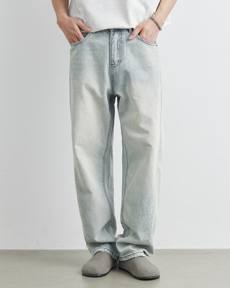 Leicht gewaschene Baggy-Jeans mit Logo-Stickerei