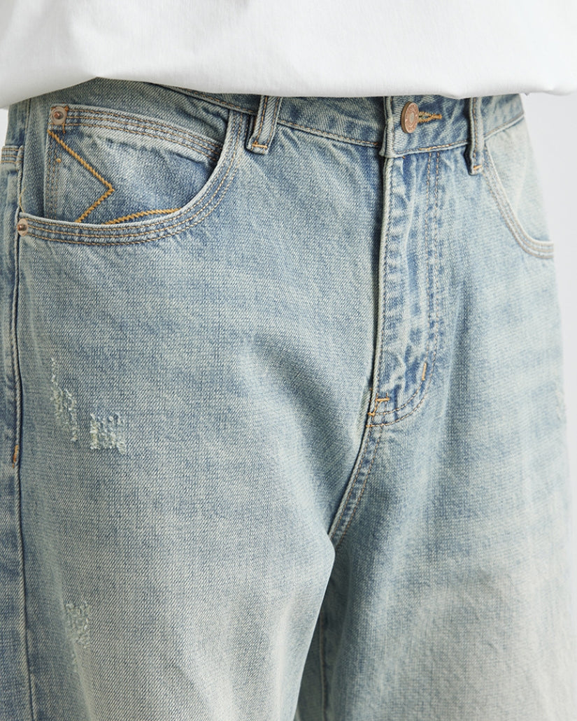 Entspannte Taper-Jeans mit Vintage-Waschung