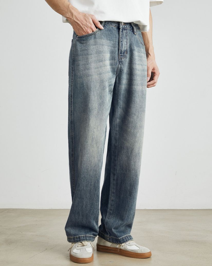 Klassische Fade Straight-Leg Jeans