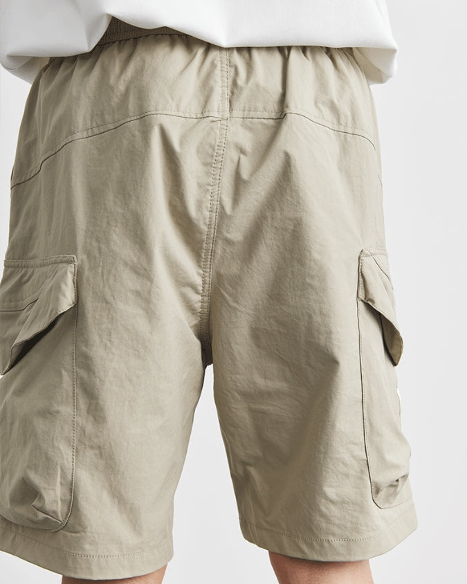 Weite, entspannte Cargo-Shorts mit Kordelzug