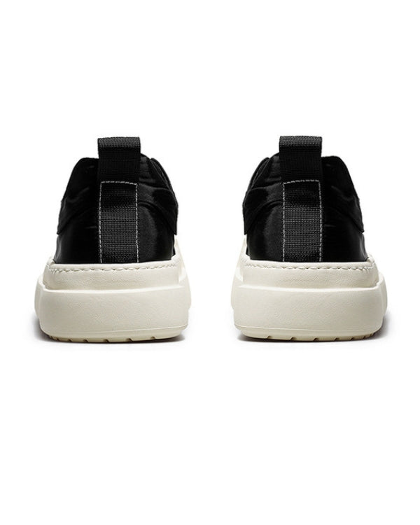 Der Desert Trail Laceless Glide Low Sneaker