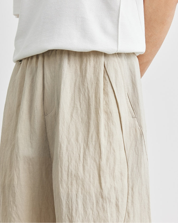 Weite Shorts aus entspanntem Leinen