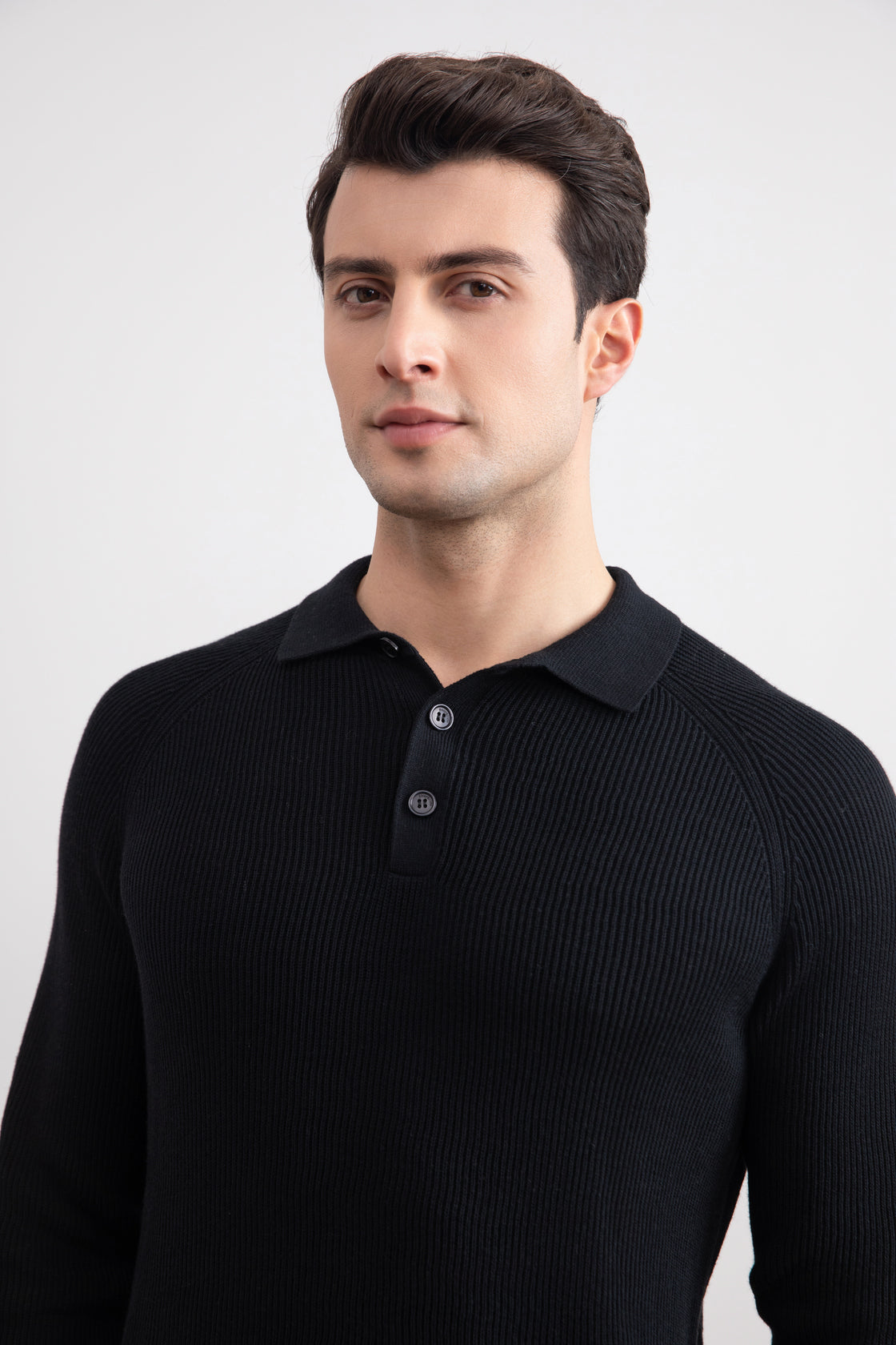 Polo inglés negro de canalé