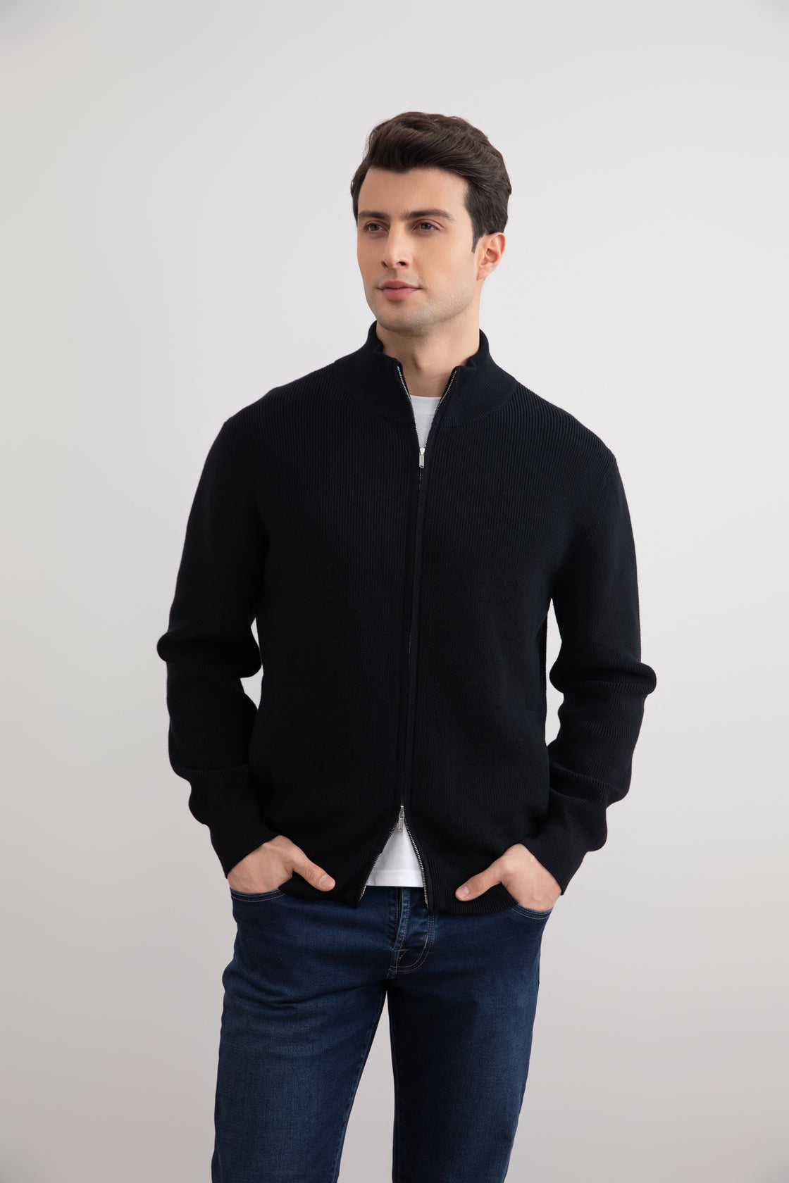 Schwarzer English Rib Cardigan mit durchgehendem Reißverschluss