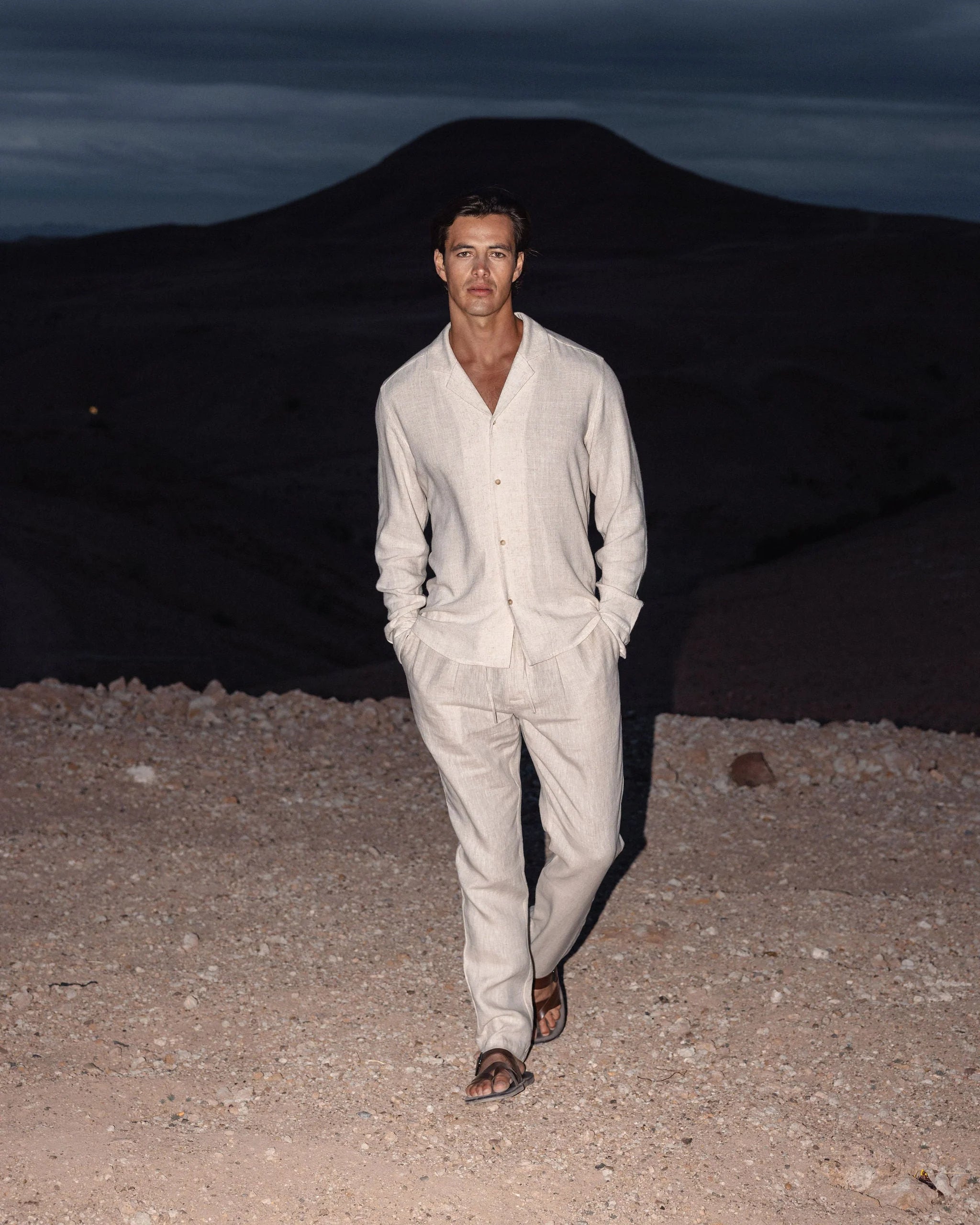 Elastic waistband linen pants beige