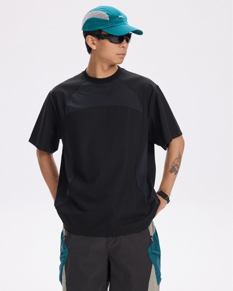 T-shirt de sport à panneaux de performance
