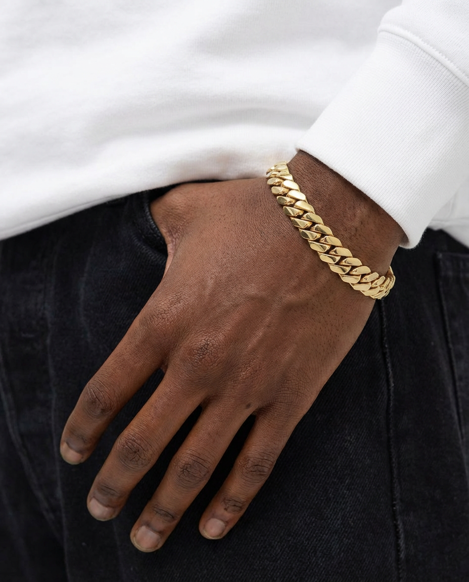 Grand Polished Cuban Link Bracelet