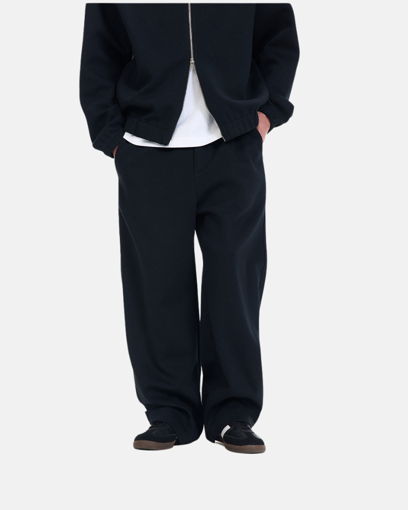 Set aus Kapuzenpulli mit Reißverschluss und Hose mit weitem Bein