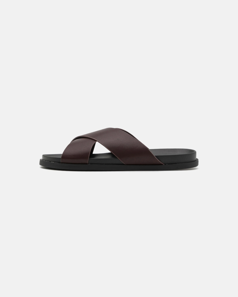 Crossover-Sandalen aus Leder und Kork