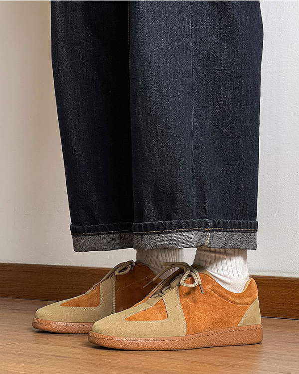 Klassische deutsche Trainer Low Sneakers