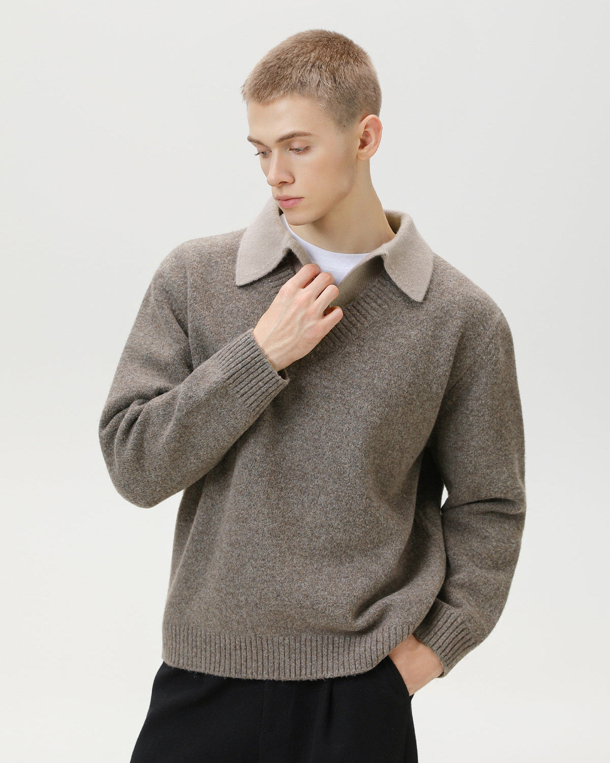 Wool Blend Collar V-Neck Knit