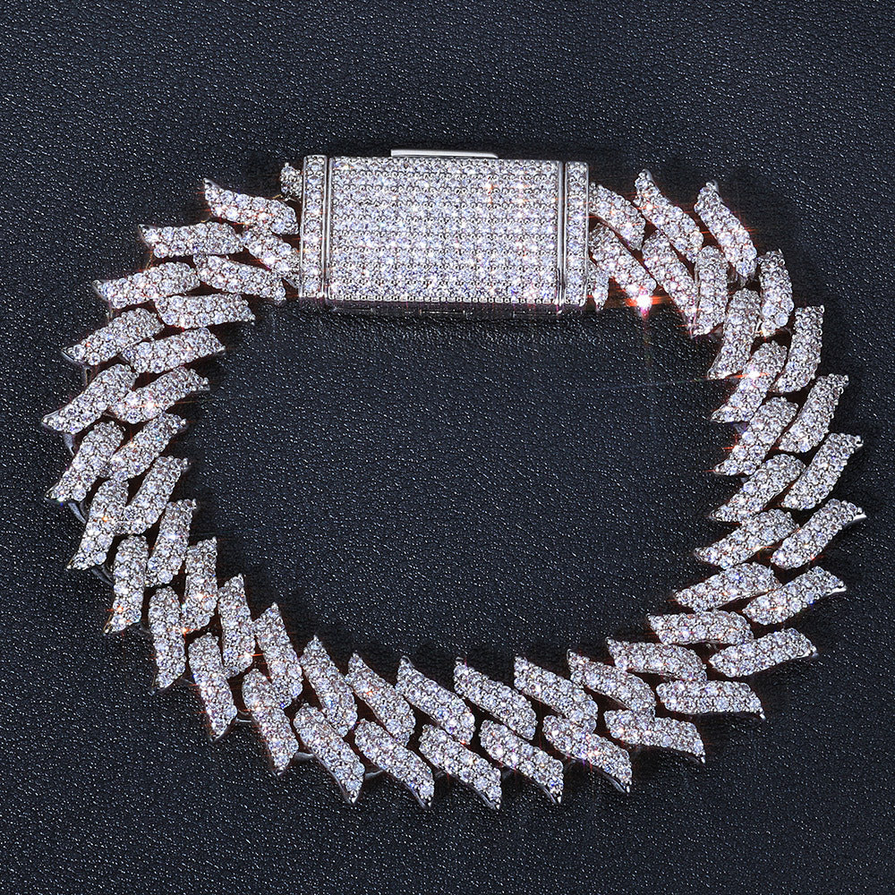 Imperial Pavé Chevron Link Bracelet