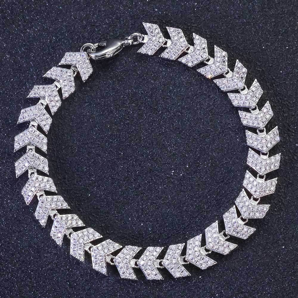 Icon Pavé Arrow Link Bracelet
