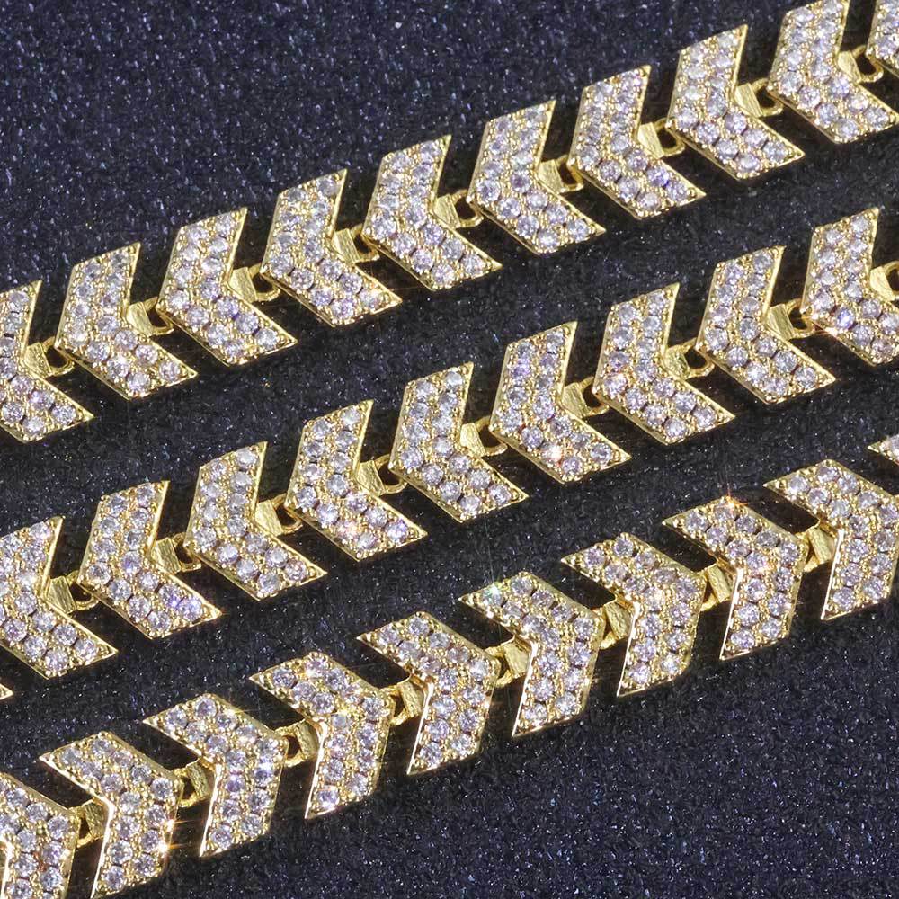 Icon Pavé Arrow Link Bracelet