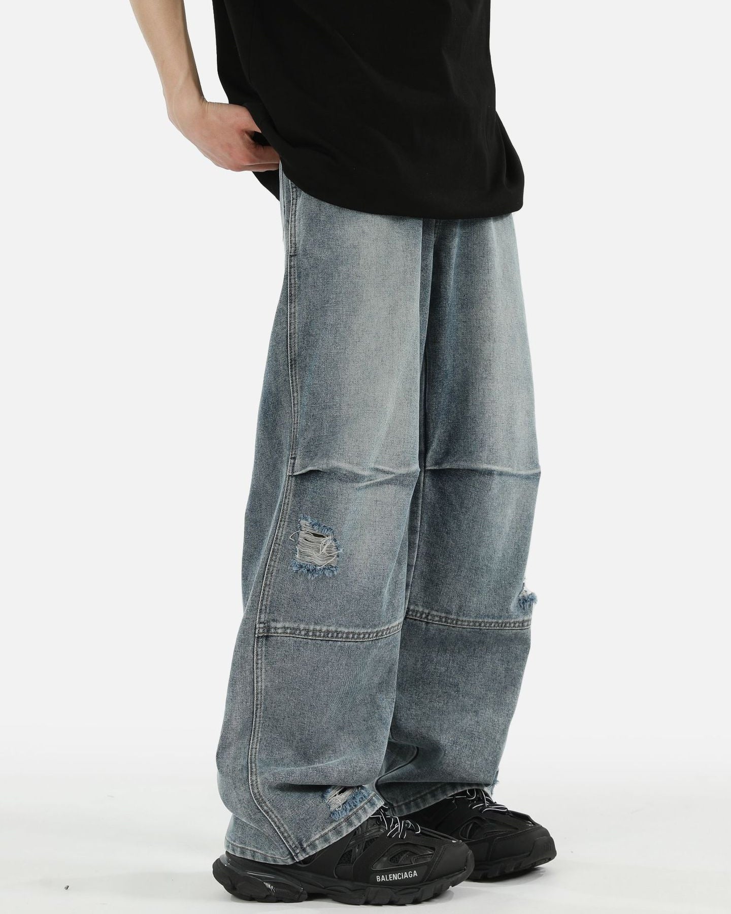 The Riverton Pleated Loose Jeans