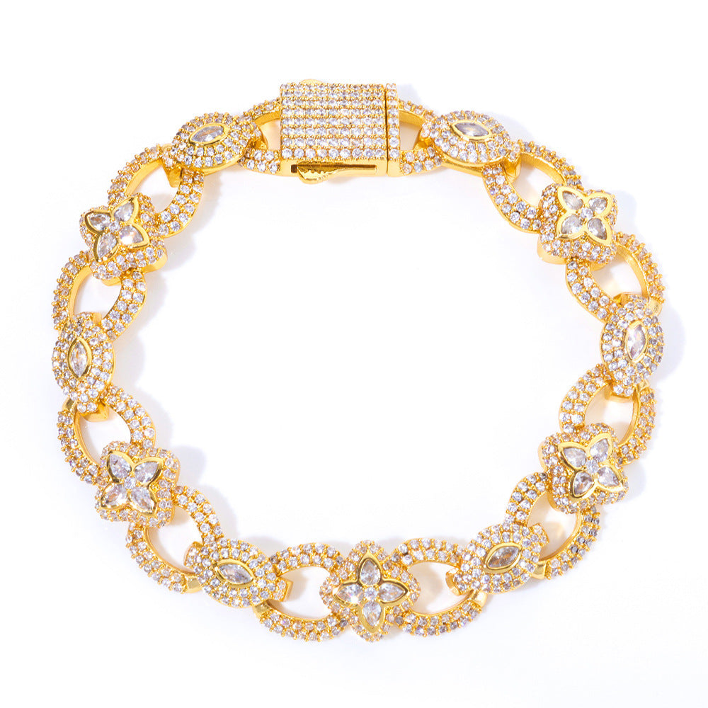 Grand Iced Clover Link Bracelet