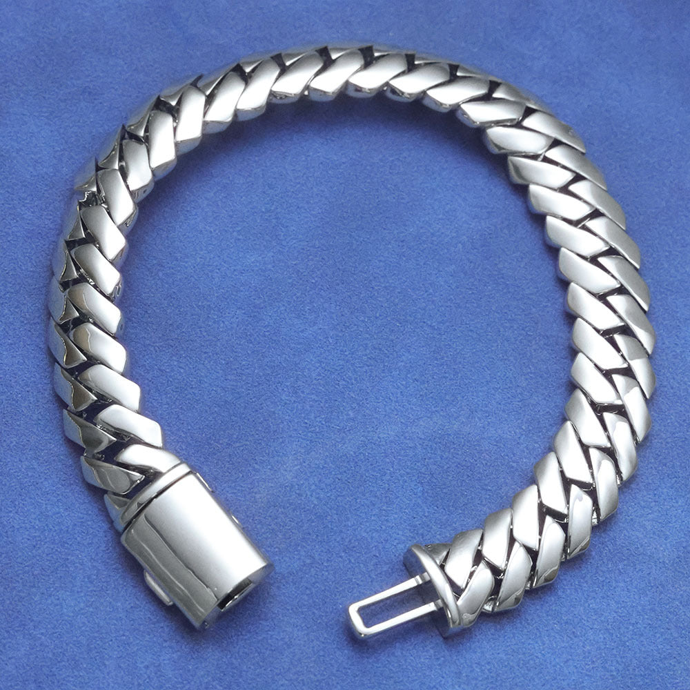 Grand Polished Cuban Link Bracelet