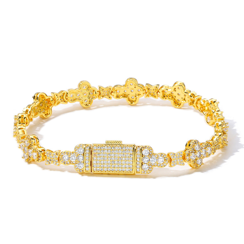 Iced Clover Link Bracelet – Gold Edition