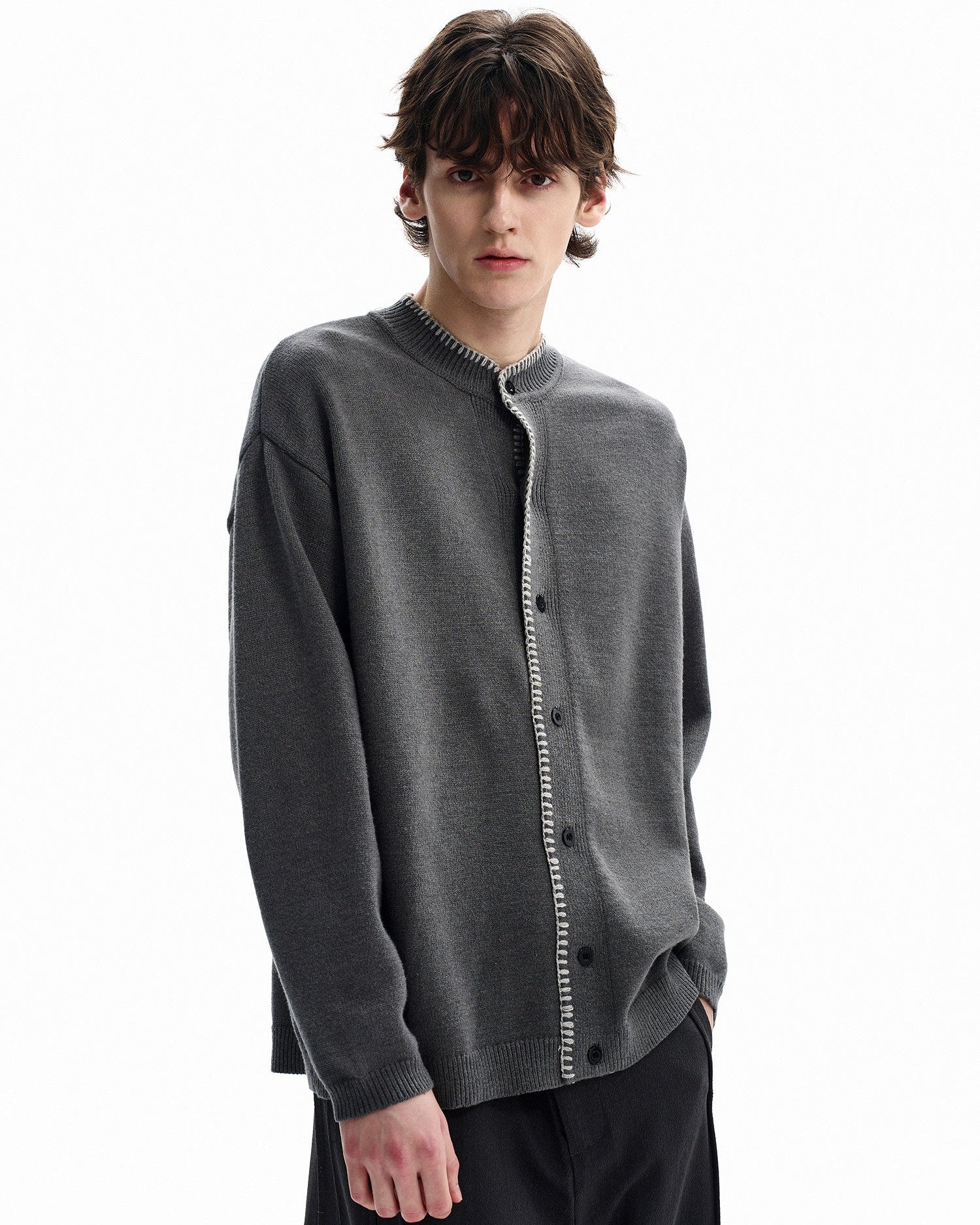 Soft and Relaxed Contrast Trim Knit Cardigan